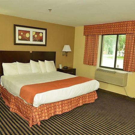 Whitney Inn & Suites Hamden Ngoại thất bức ảnh