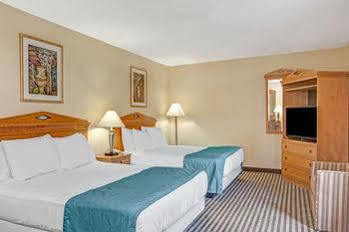 Whitney Inn & Suites Hamden Ngoại thất bức ảnh