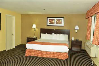 Whitney Inn & Suites Hamden Ngoại thất bức ảnh